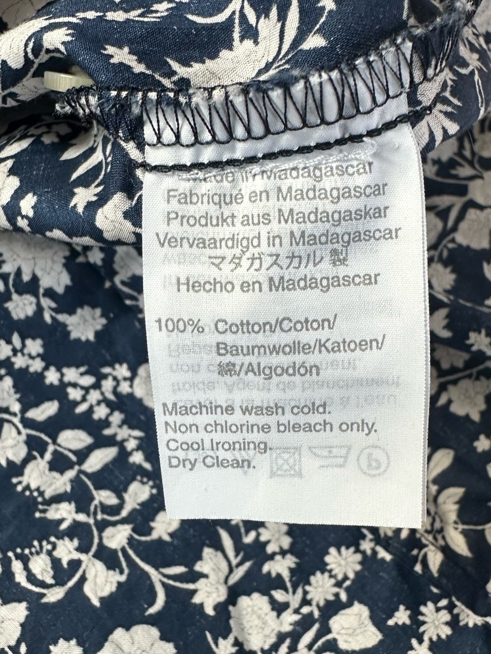 J. Crew x Liberty Art London Ladies Blue Floral Ditzy Button Down Blouse sz 4 - Picture 8 of 8